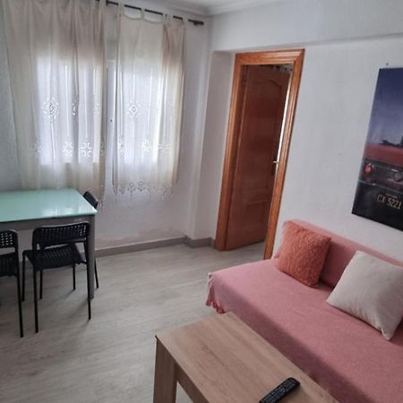 Lovely Three-Bedroom Apartment In Puerto De Sagunt Puerto de Sagunto Exterior foto