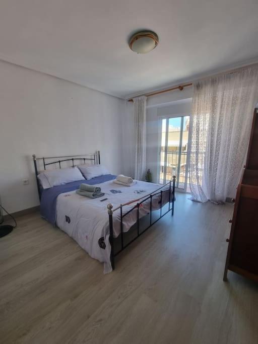 Lovely Three-Bedroom Apartment In Puerto De Sagunt Puerto de Sagunto Exterior foto