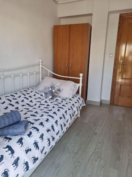 Lovely Three-Bedroom Apartment In Puerto De Sagunt Puerto de Sagunto Exterior foto
